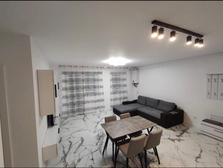 Apartament Vivo Apartment Floresti  Exterior photo